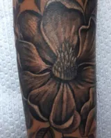 Alternate angle of the large flower and surrounding ornamental lines. Artwork by William Martz.